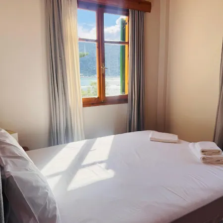 Christina's Sea View House 度假居