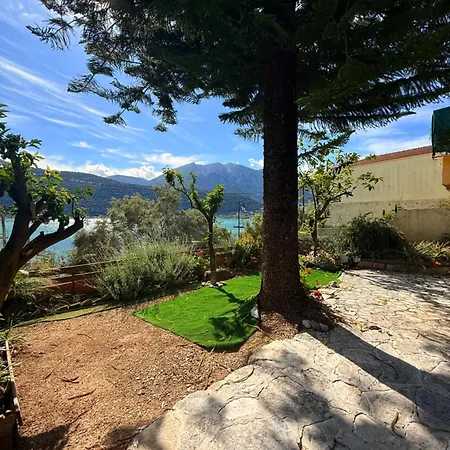 度假居 Christina's Sea View House *